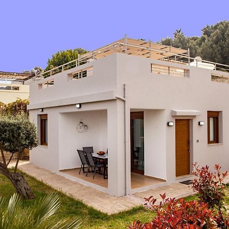Villa Belair Agia Triada エクステリア 写真